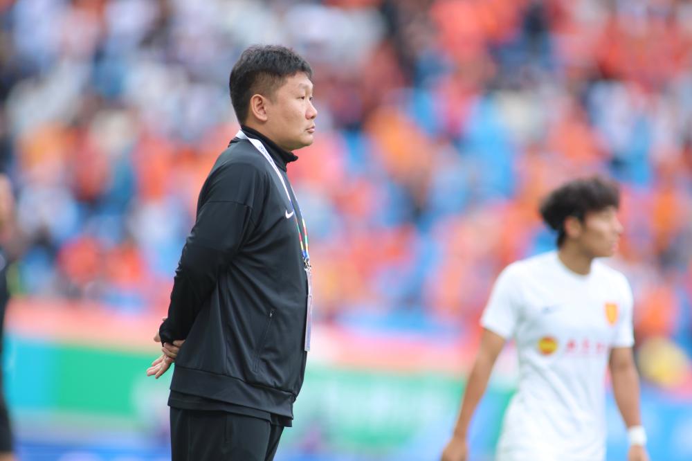 路易乌修仁高尔夫挥杆艺术与赛场策略深度解析带你领略精准击球与竞技魅力